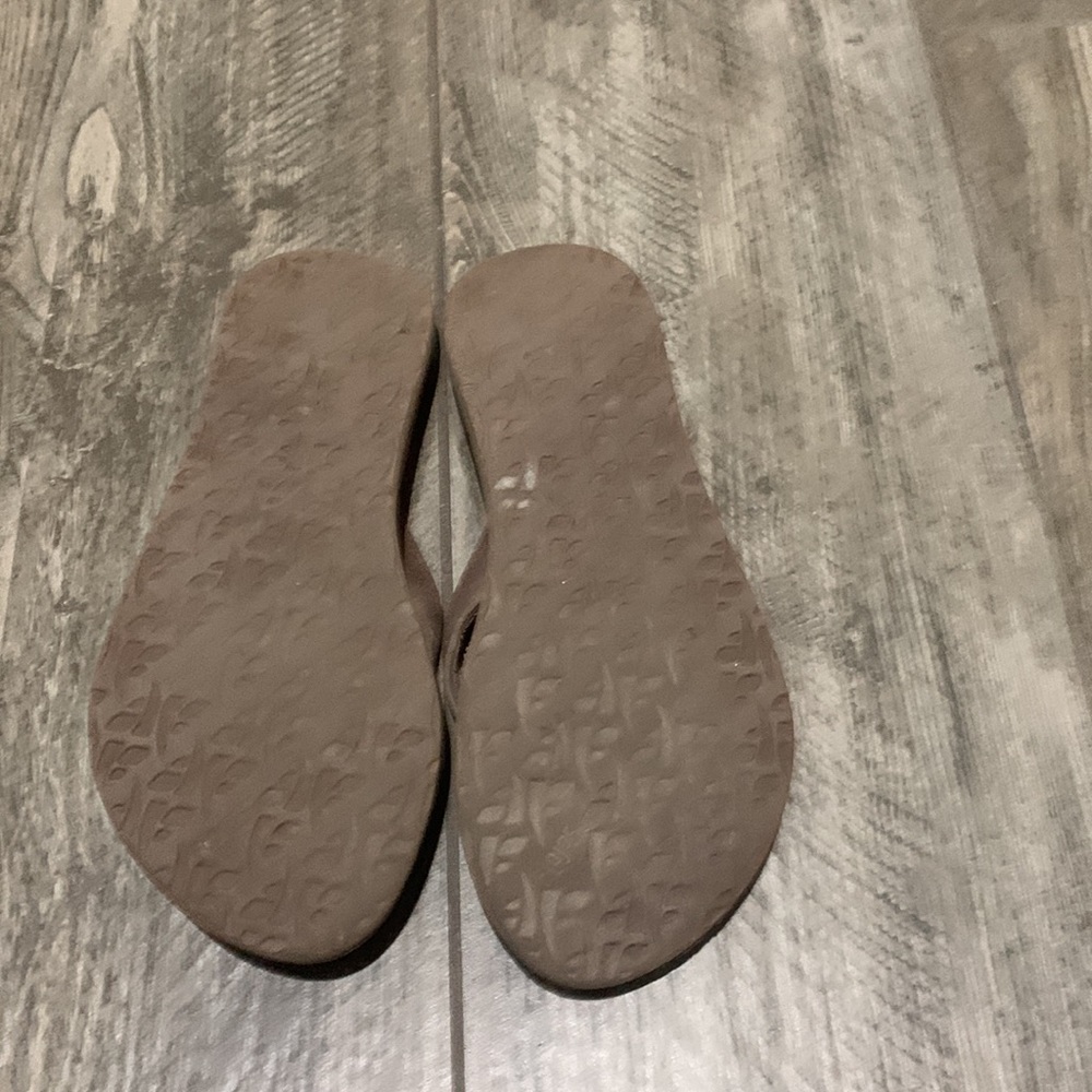 Flojos Sandals - Picture 3 of 3